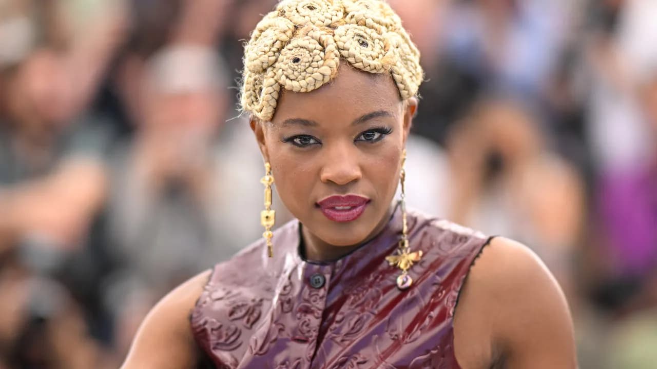 Cleo Diára: primeira atriz negra lusa no 'Shooting Stars'