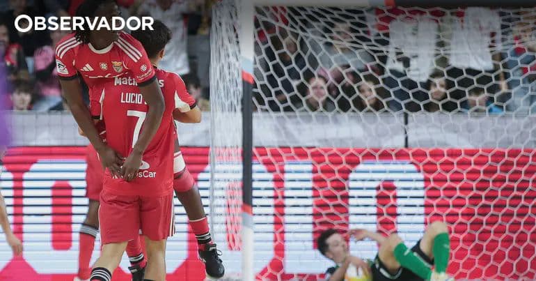 Benfica conquista quinta Taça da Liga em goleada histórica