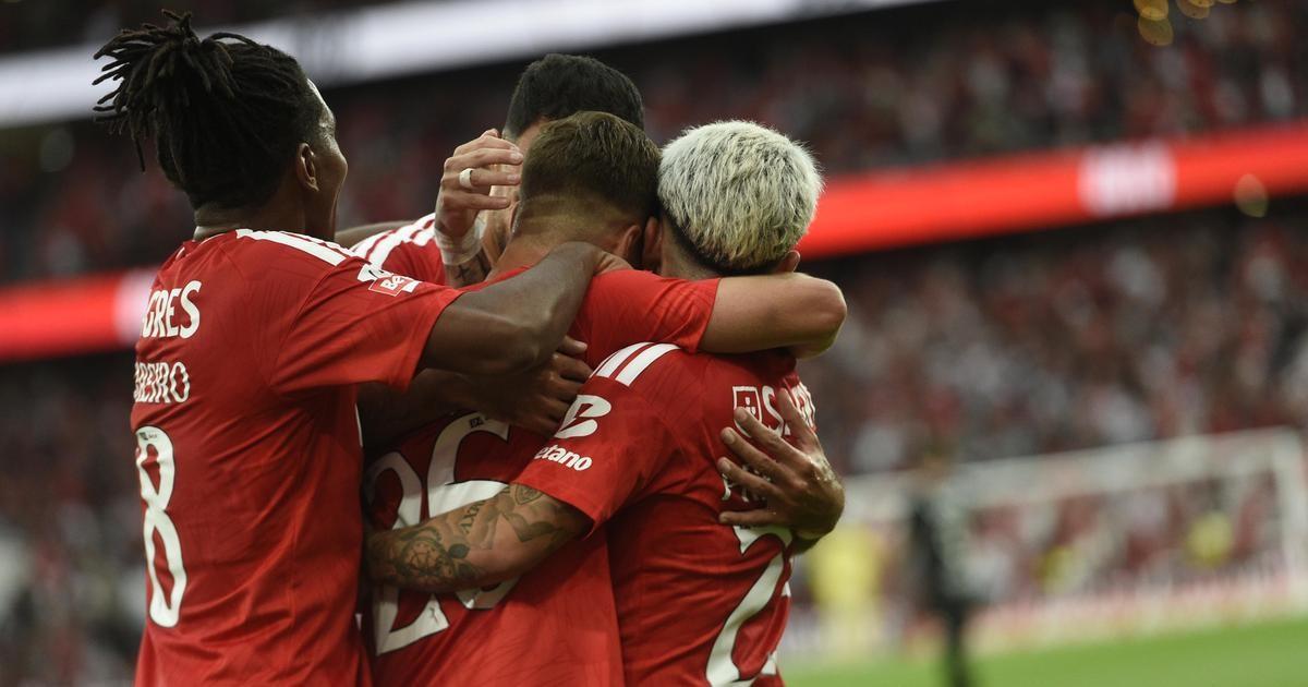 Benfica-V. Guimarães: a arbitragem que voltou a ficar a dever