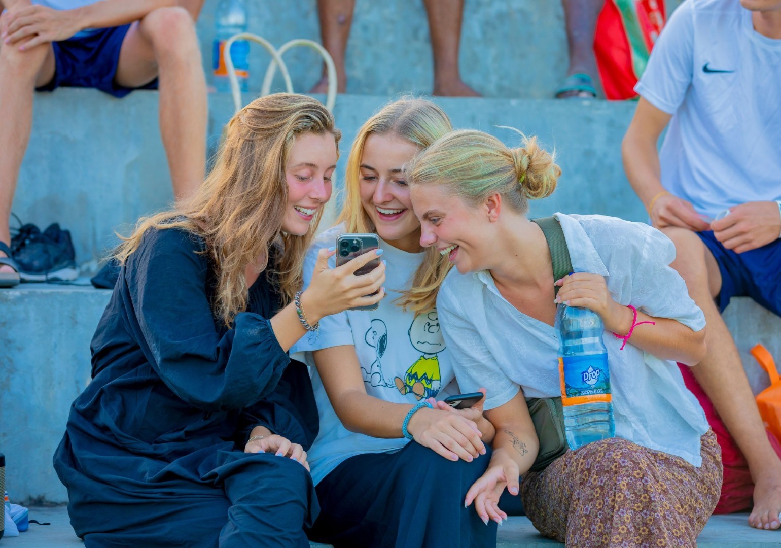 Quatro apps para renovar o telemóvel: do futebol feminino aos quebra-cabeças