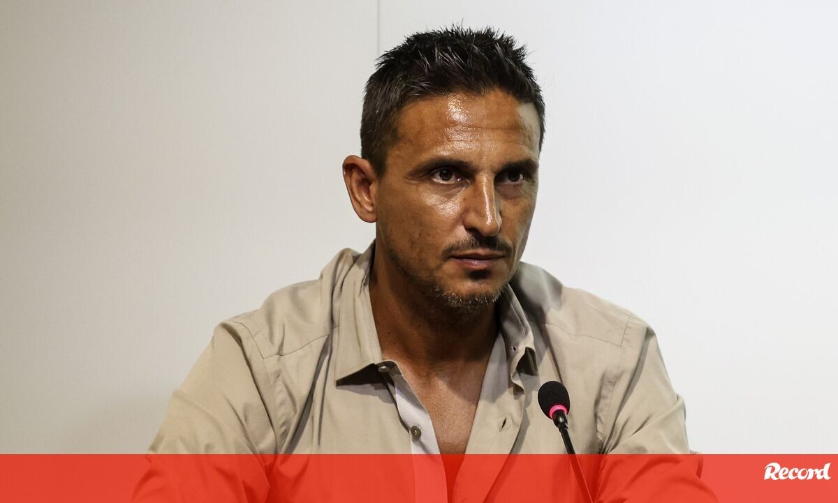 Fernando Meira: “Temos plantel para atingir os objetivos do V. Guimarães”