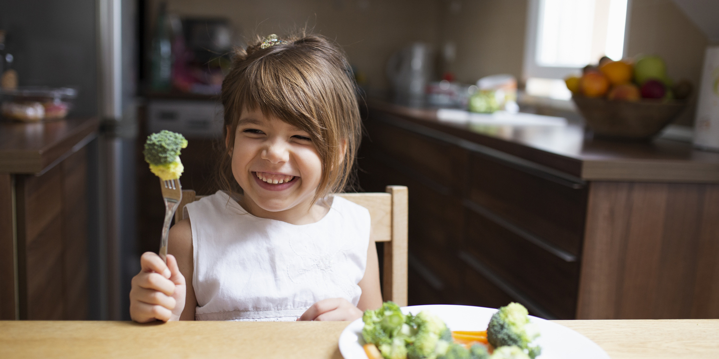A guerra silenciosa contra a alimentação infantil saudável